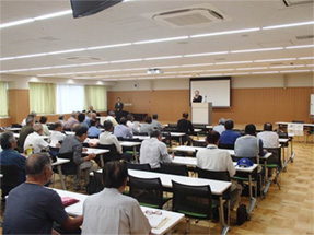 地域委員・連絡員合同研修会を開催しました。