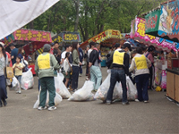 市民フェスティバル・ボランティア清掃を実施しました。